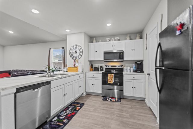 1106 Ripplewood Circle, Chandler, TX 75758