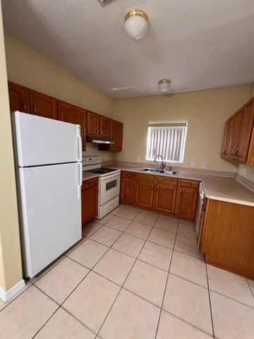 201 WATTS LANE A, Kissimmee, FL 34743