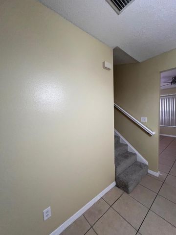 201 WATTS LANE A, Kissimmee, FL 34743
