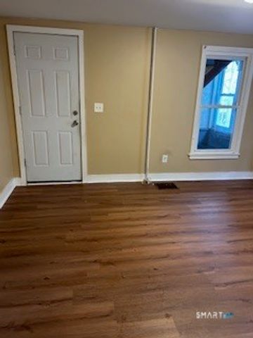 240 Scott Street, Naugatuck, CT 06770