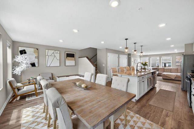 781 Midtown Lane, New Brighton, MN 55112