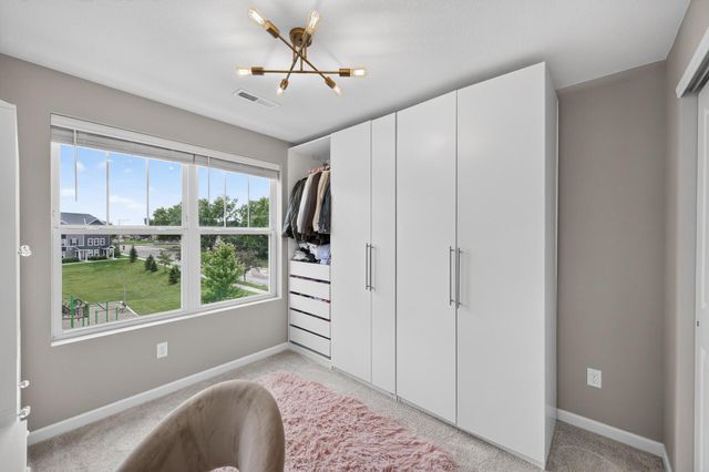 781 Midtown Lane, New Brighton, MN 55112