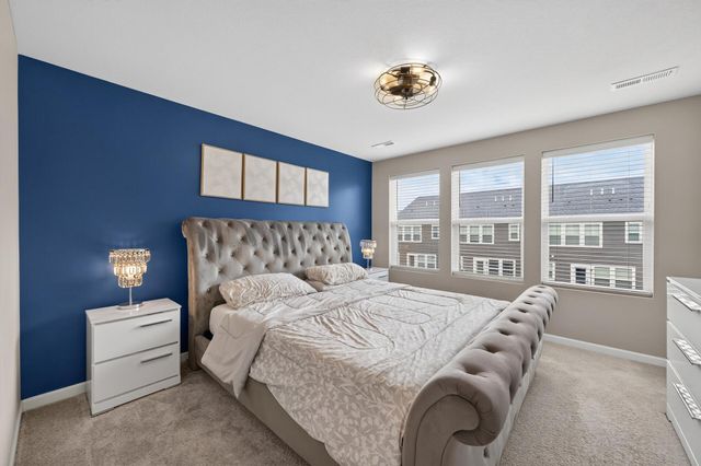 781 Midtown Lane, New Brighton, MN 55112