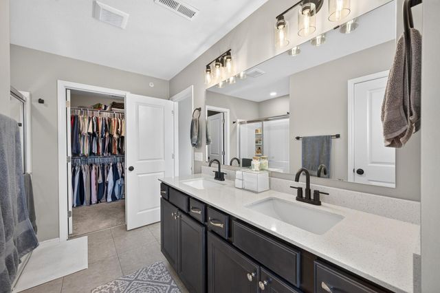 781 Midtown Lane, New Brighton, MN 55112