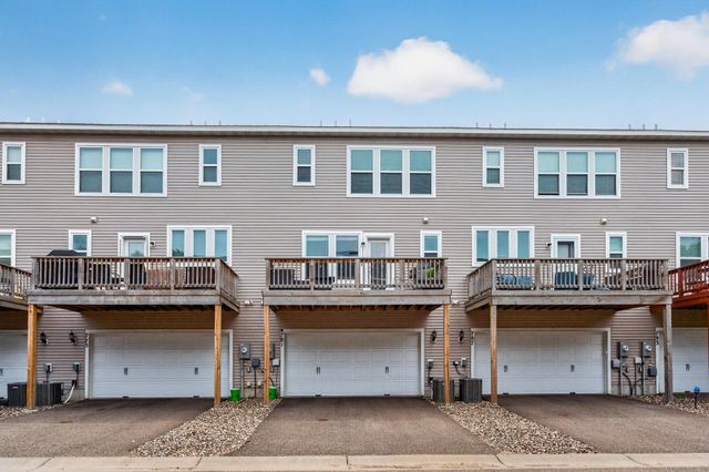 781 Midtown Lane, New Brighton, MN 55112