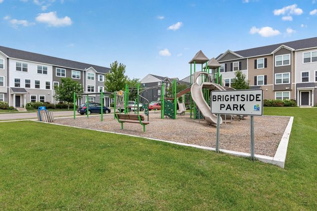 781 Midtown Lane, New Brighton, MN 55112