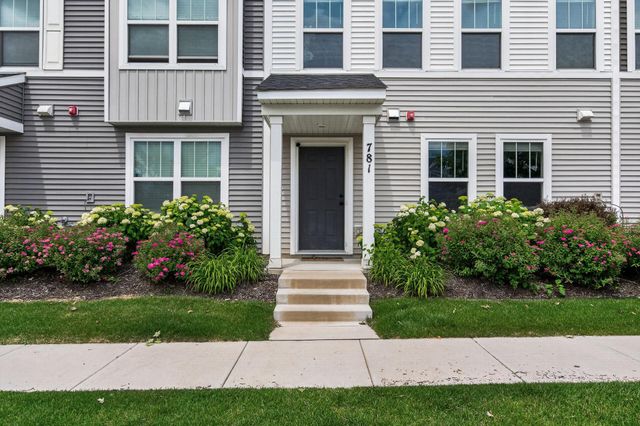 781 Midtown Lane, New Brighton, MN 55112