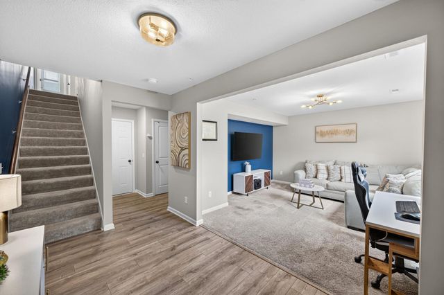 781 Midtown Lane, New Brighton, MN 55112