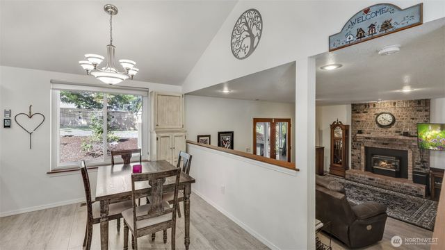 15514 19th Avenue Ct E, Tacoma, WA 98445
