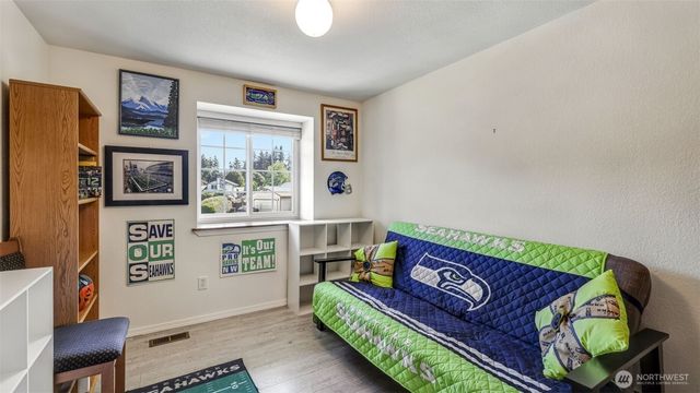 15514 19th Avenue Ct E, Tacoma, WA 98445