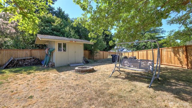15514 19th Avenue Ct E, Tacoma, WA 98445
