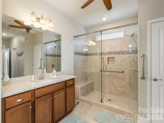 748 Summerfield Place, Flat Rock, NC 28731