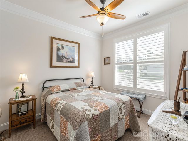 748 Summerfield Place, Flat Rock, NC 28731