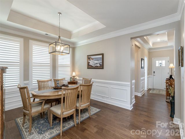 748 Summerfield Place, Flat Rock, NC 28731