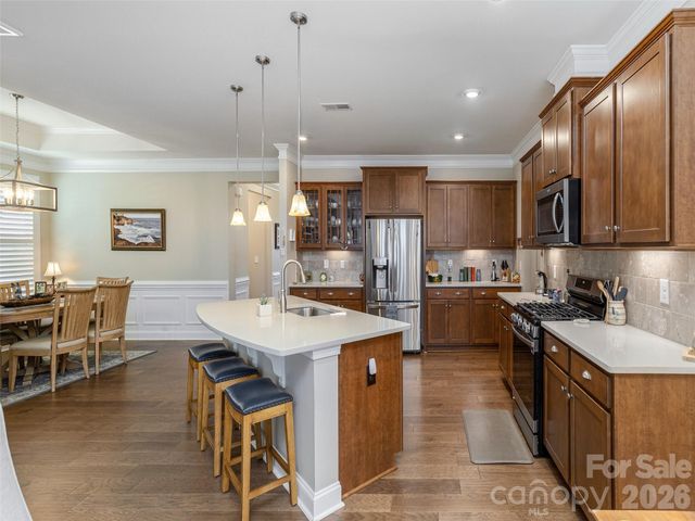 748 Summerfield Place, Flat Rock, NC 28731