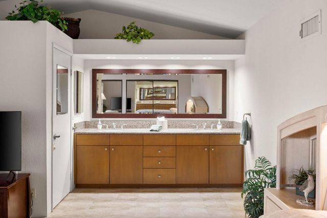 77760 Woodhaven Drive S, Palm Desert, CA 92211