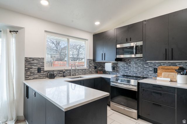 6070 S COUGAR LN, Kearns, UT 84118