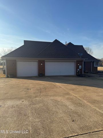 3225 Threatt Drive, Olive Branch, MS 38654