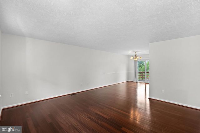 187 VILLAGE CT, Winchester, VA 22602