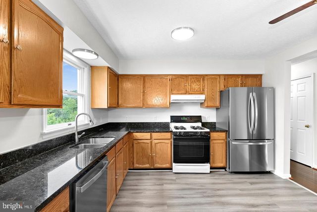 187 VILLAGE CT, Winchester, VA 22602