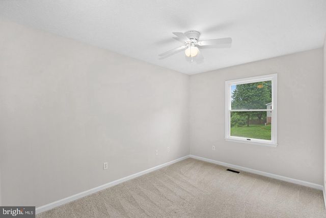 187 VILLAGE CT, Winchester, VA 22602