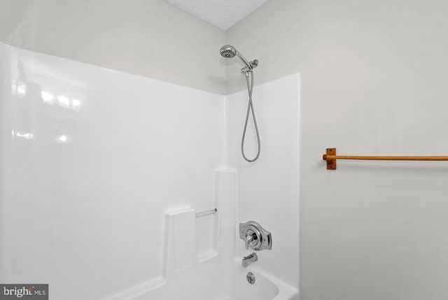 187 VILLAGE CT, Winchester, VA 22602