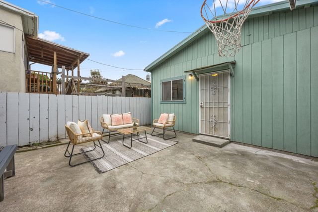 4019 E 16Th St, Oakland, CA 94601