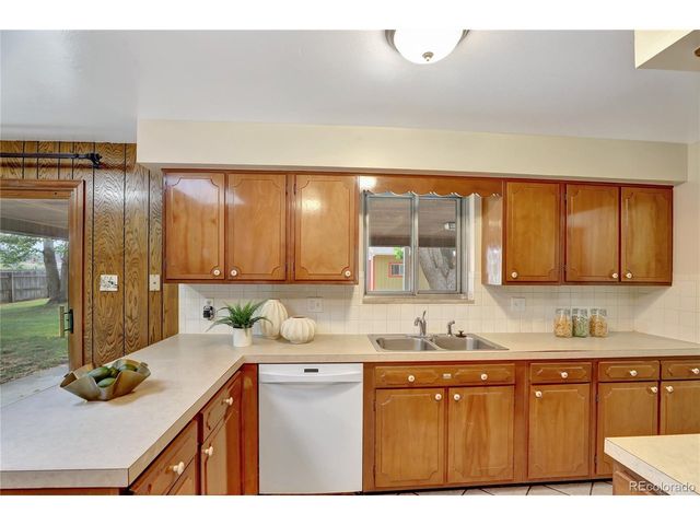 45 Hoyt St, Denver, CO 80226