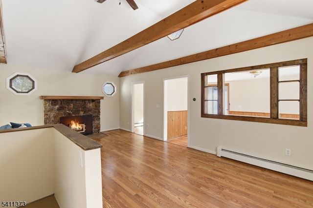 34 Isabelle Ave, Hopatcong Boro, NJ 07821