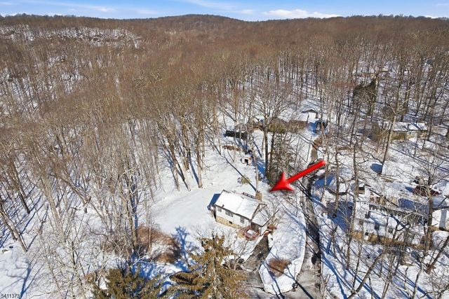 34 Isabelle Ave, Hopatcong Boro, NJ 07821