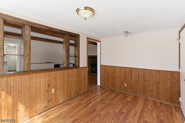 34 Isabelle Ave, Hopatcong Boro, NJ 07821