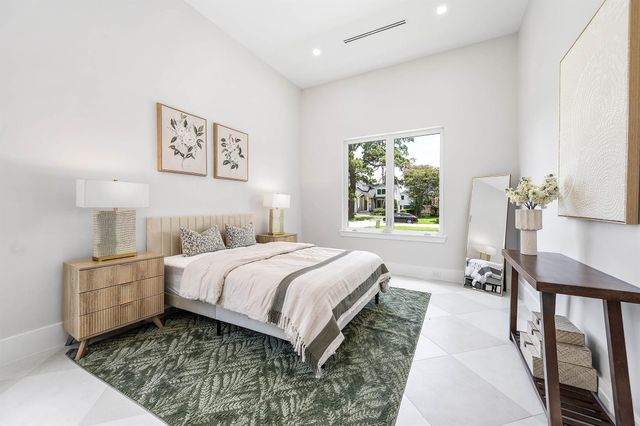 408 W 30th Street, Houston, TX 77018