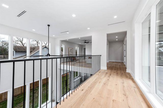 408 W 30th Street, Houston, TX 77018
