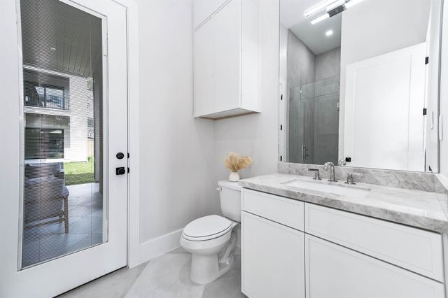 408 W 30th Street, Houston, TX 77018