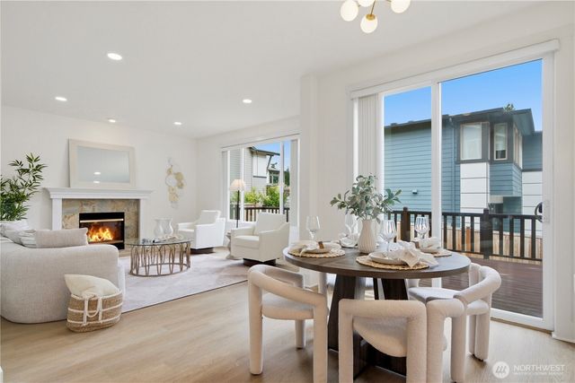12516 NE 90th Street, Kirkland, WA 98033