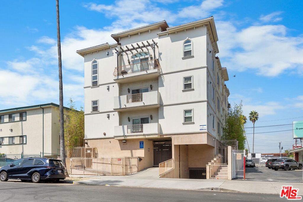 309 S Mariposa Avenue 101, Los Angeles, CA 90020 — exterior