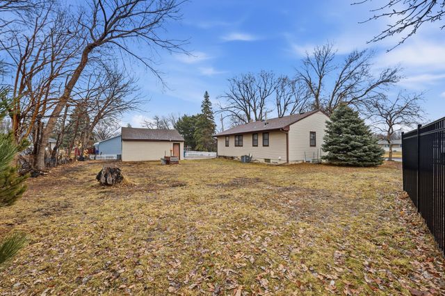 5168 Hughes Avenue, Fridley, MN 55421