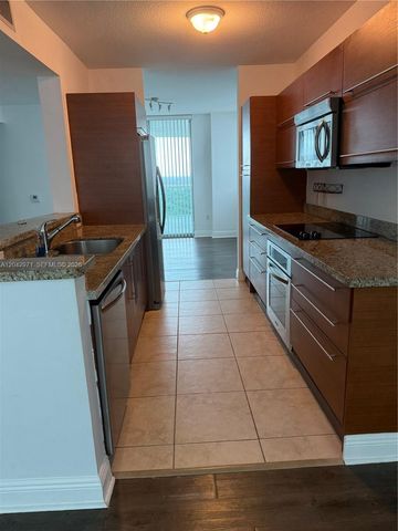2681 N Flamingo Rd 2101S, Sunrise, FL 33323