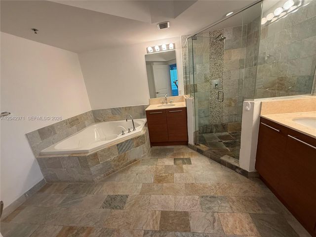 2681 N Flamingo Rd 2101S, Sunrise, FL 33323
