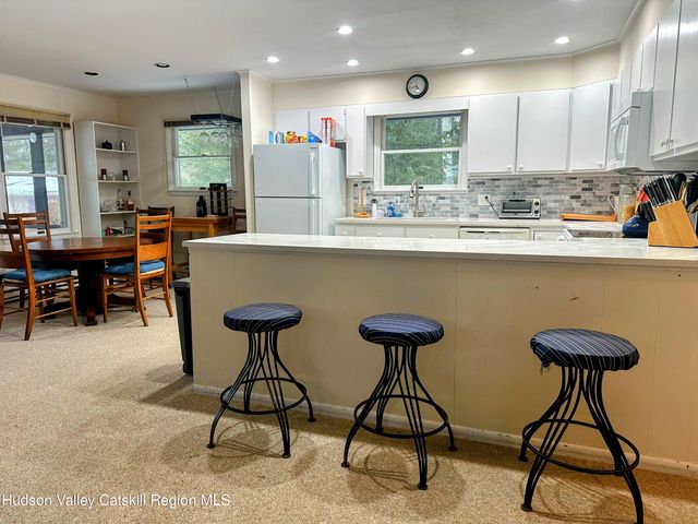 39 Island Drive, Copake, NY 12516