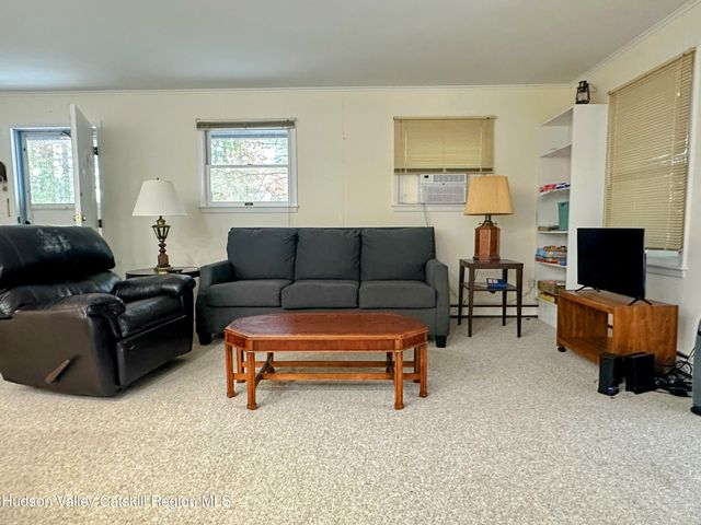 39 Island Drive, Copake, NY 12516