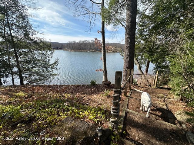 39 Island Drive, Copake, NY 12516