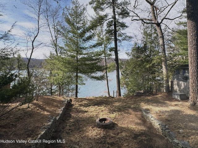 39 Island Drive, Copake, NY 12516