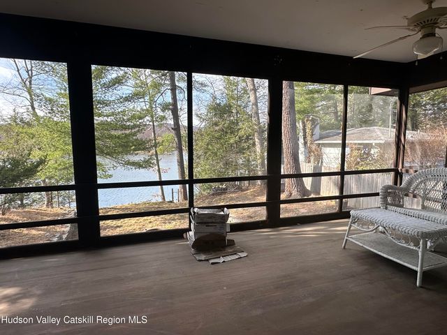 39 Island Drive, Copake, NY 12516