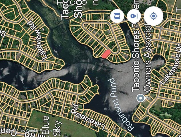 39 Island Drive, Copake, NY 12516