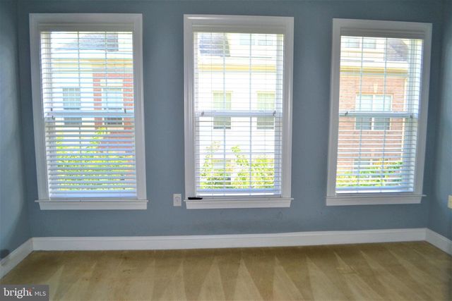 426 N THOMAS ST, Arlington, VA 22203