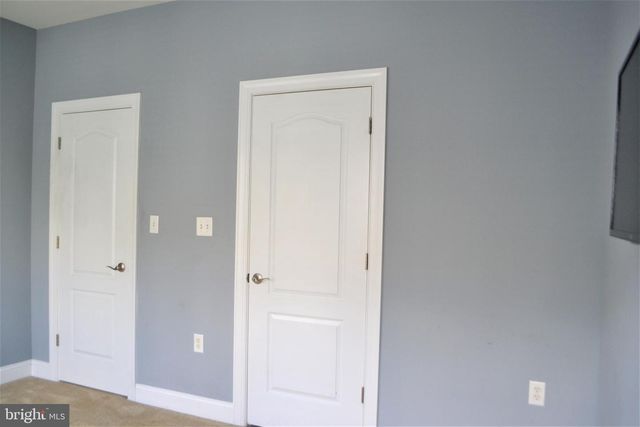 426 N THOMAS ST, Arlington, VA 22203