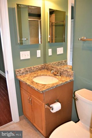 426 N THOMAS ST, Arlington, VA 22203