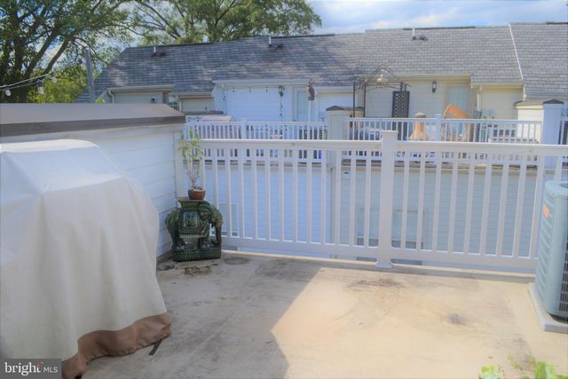 426 N THOMAS ST, Arlington, VA 22203