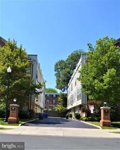 426 N THOMAS ST, Arlington, VA 22203